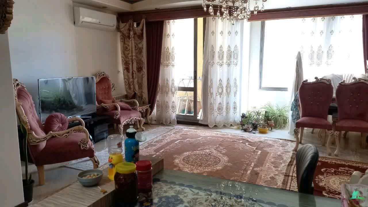 کد11003 ( آپارتمان 108 متری فول امکانات خیابان تالار)