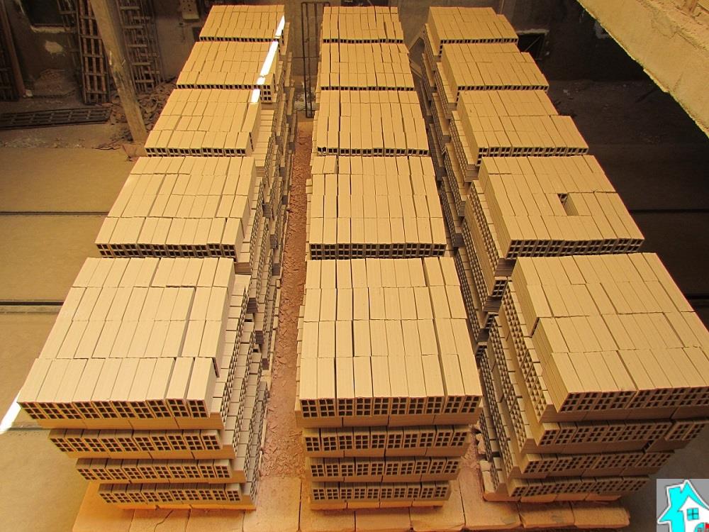 آجر و سفال اسکان اصفهان (تولید وتوزیع انواع آجرنما)