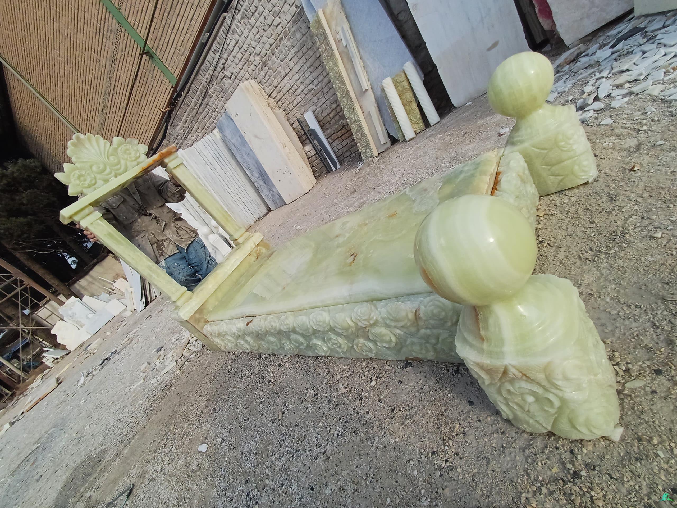 سنگ تراشی  اصفهان  سنگ گلزار