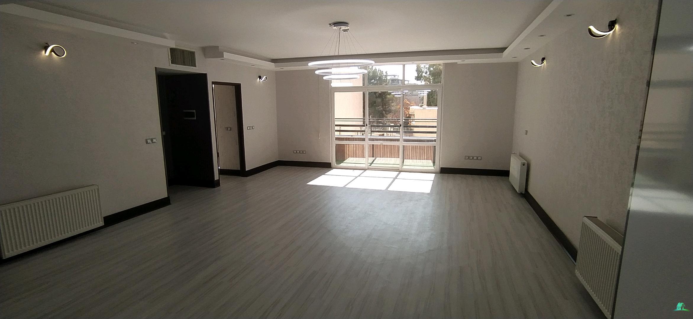 کد15000 (فروش آپارتمان 100 متری جنوبی در خیابان دشتستان)