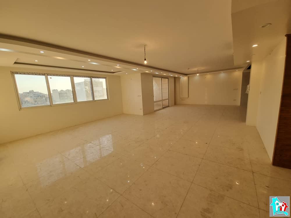 کد 8063(فروش آپارتمان 210 متری 3 خوابه خیابان خواجه عمید)