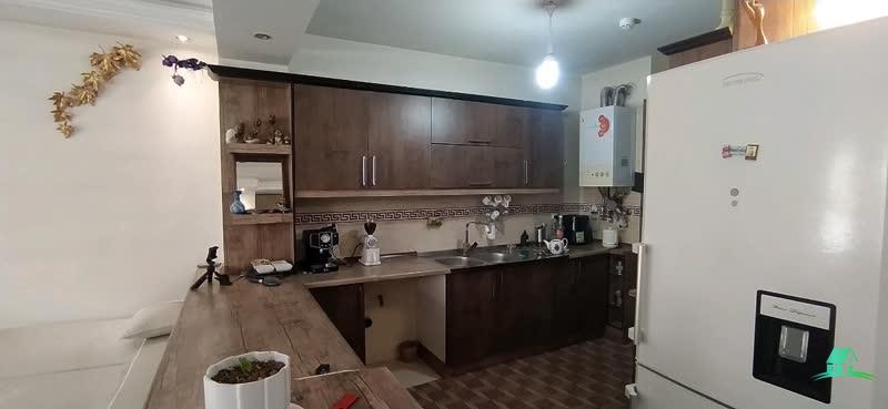 کد11011 (فروش آپارتمان 82 متری فول خیابان تالار)