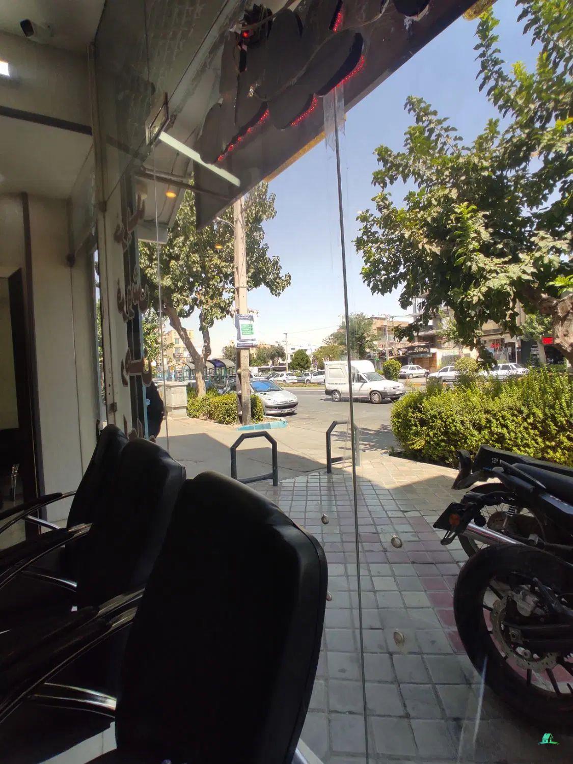 کد14200 (مغازه 156 متری فول امکانات برخیابان سپیده کاشانی )