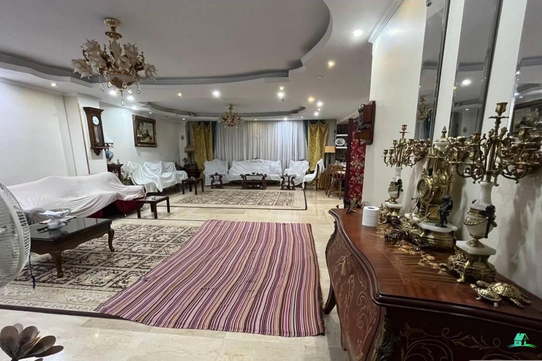 کد11001 (فروش آپارتمان 112 متری خیابان سپیده کاشانی)