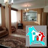 کد8784 (آپارتمان3 خوابه بسیار شیک و تمیز خیابان اذربهرام)